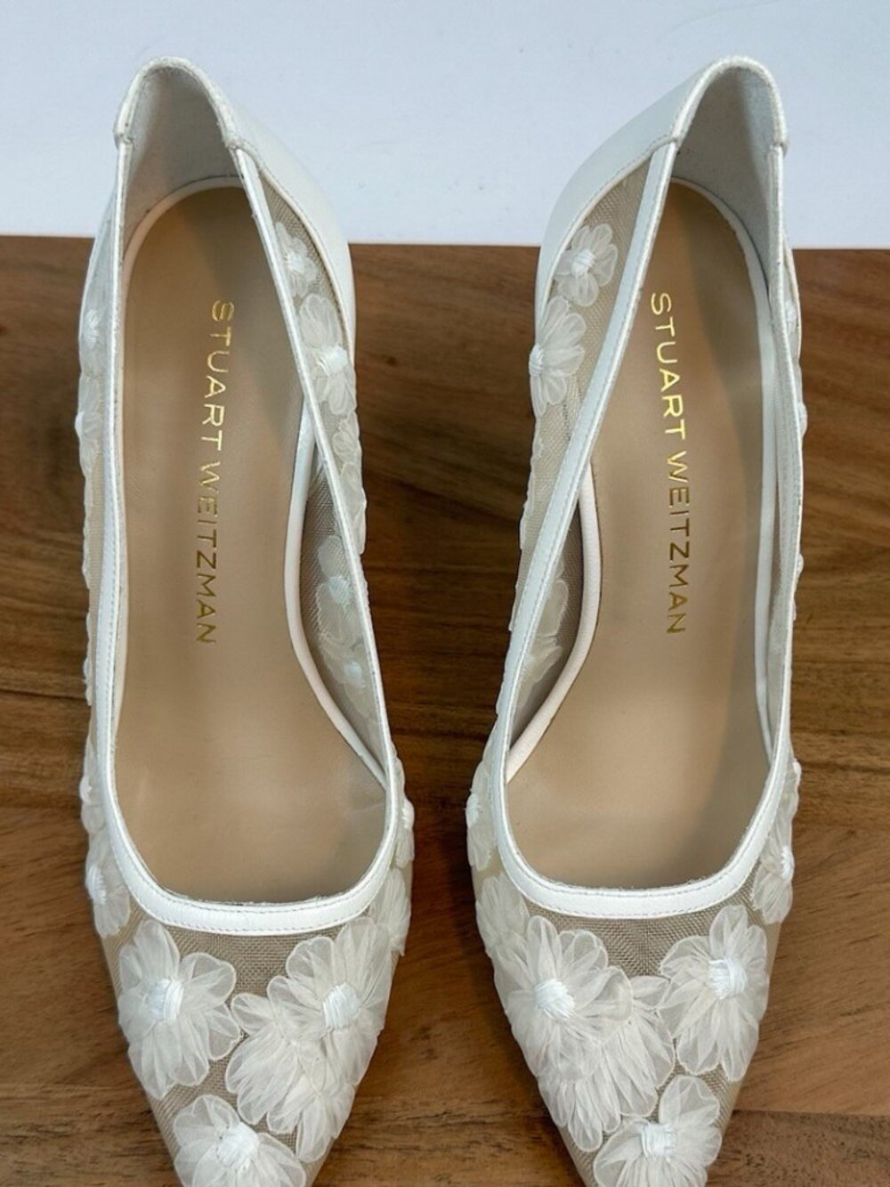 Stuart Weitzman Power 100 White Leather Mesh Floral White Pumps - Picture 6 of 8